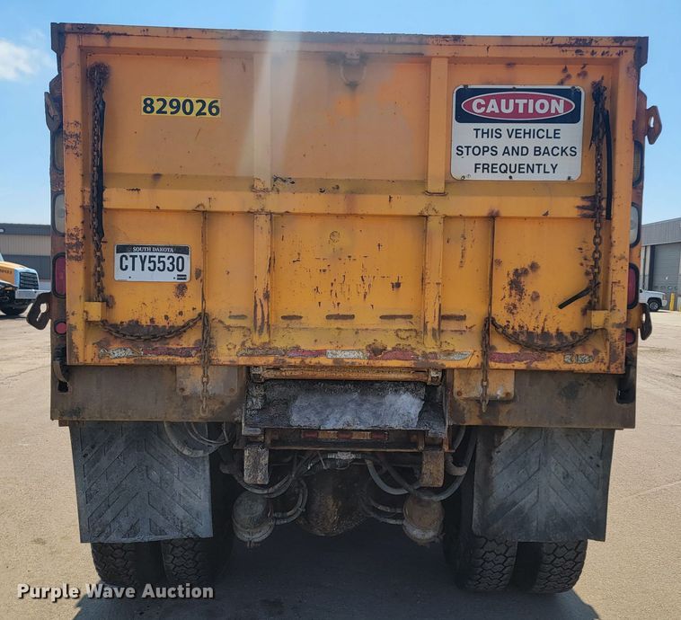 image for item LV9408 2008 International WorkStar 7400  dump truck