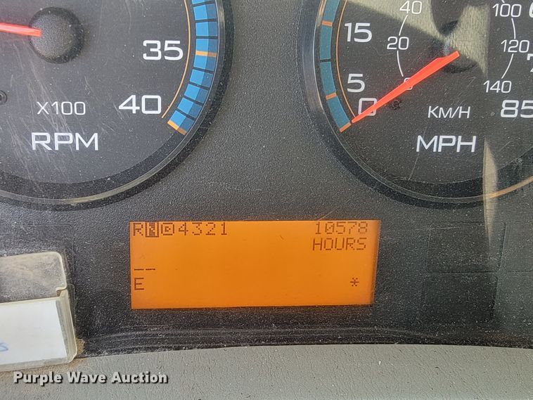 image for item LV9408 2008 International WorkStar 7400  dump truck