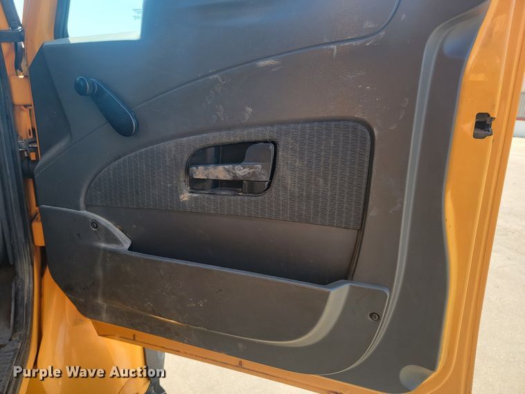 image for item LV9408 2008 International WorkStar 7400  dump truck