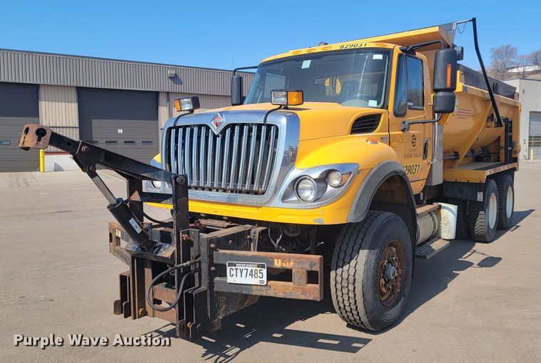 image for item LV9409 2013 International WorkStar 7500  dump truck