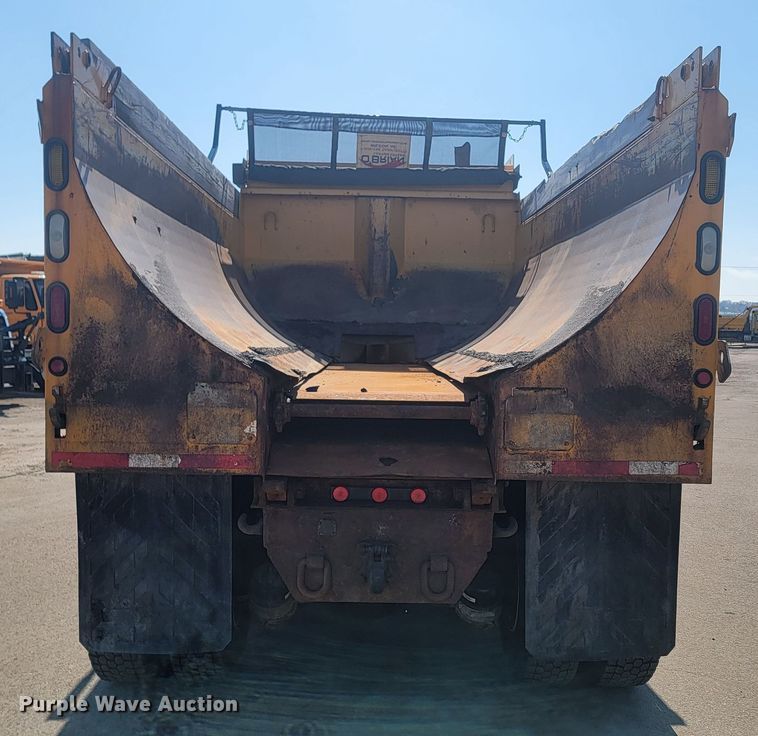 image for item LV9409 2013 International WorkStar 7500  dump truck
