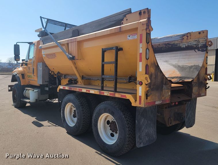 image for item LV9409 2013 International WorkStar 7500  dump truck