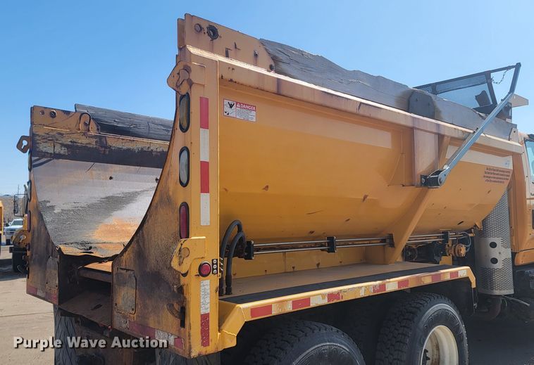 image for item LV9409 2013 International WorkStar 7500  dump truck