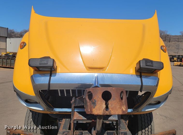 image for item LV9409 2013 International WorkStar 7500  dump truck