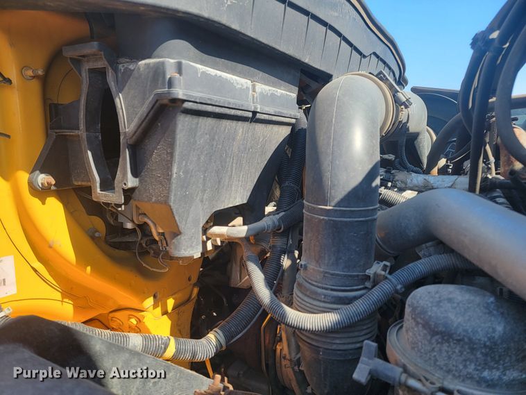 image for item LV9409 2013 International WorkStar 7500  dump truck