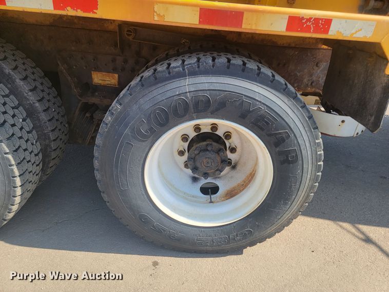 image for item LV9409 2013 International WorkStar 7500  dump truck