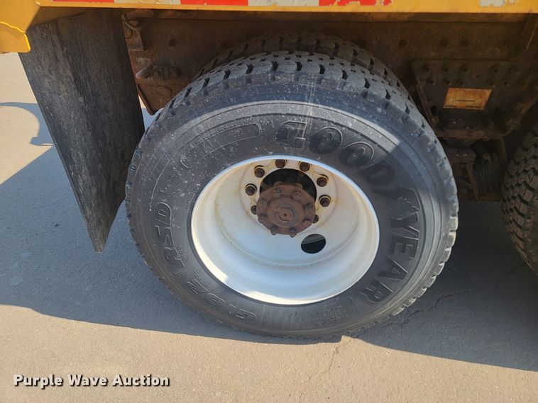 image for item LV9409 2013 International WorkStar 7500  dump truck