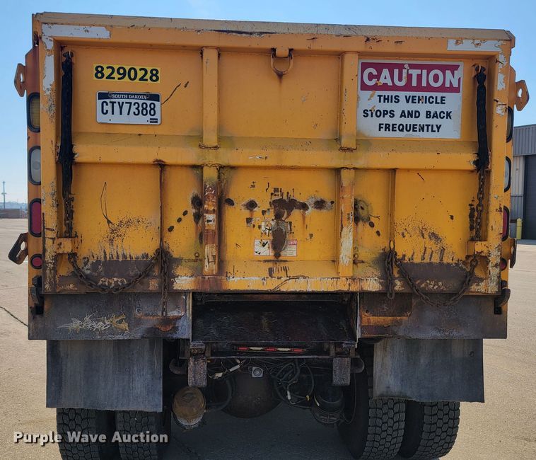 image for item LV9411 2012 International WorkStar 7500  dump truck