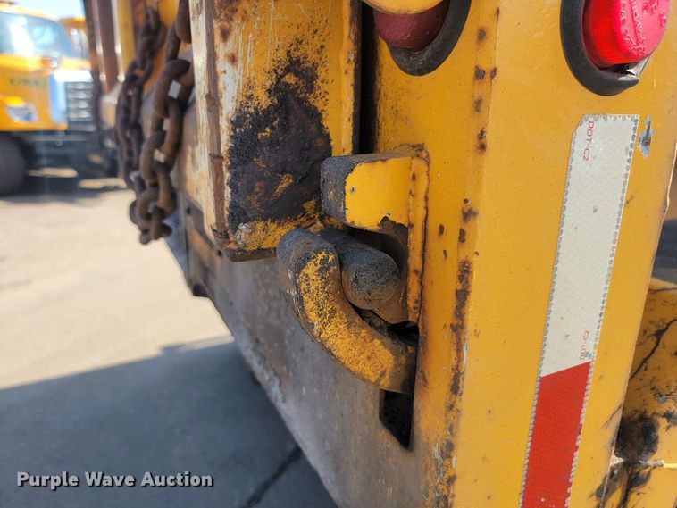 image for item LV9411 2012 International WorkStar 7500  dump truck