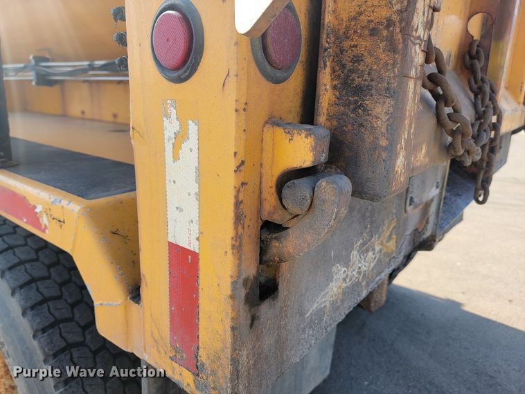 image for item LV9411 2012 International WorkStar 7500  dump truck