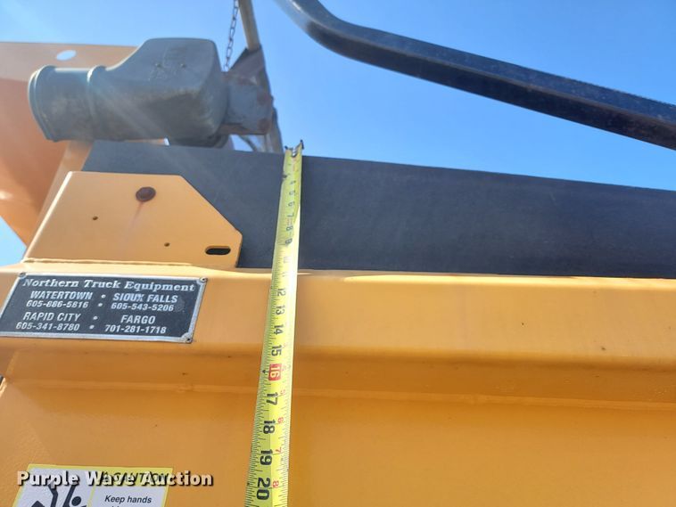 image for item LV9411 2012 International WorkStar 7500  dump truck