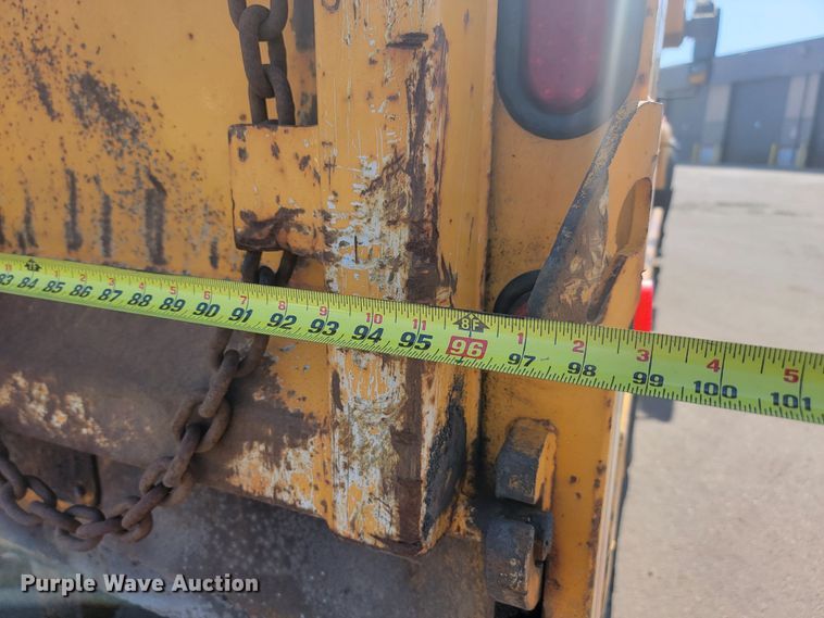 image for item LV9411 2012 International WorkStar 7500  dump truck