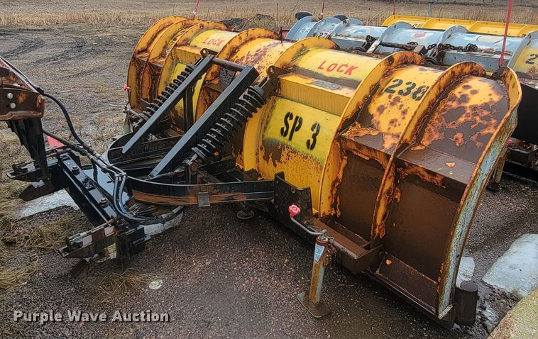 image for item LV9411 2012 International WorkStar 7500  dump truck