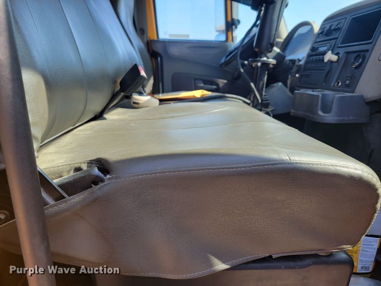 image for item LV9411 2012 International WorkStar 7500  dump truck