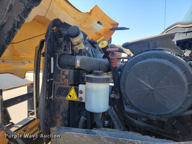 image for item LV9411 2012 International WorkStar 7500  dump truck