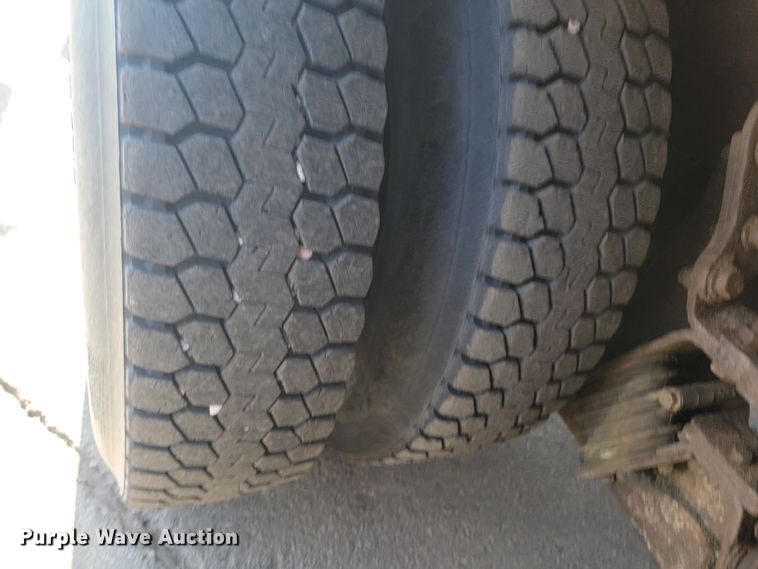 image for item LV9411 2012 International WorkStar 7500  dump truck