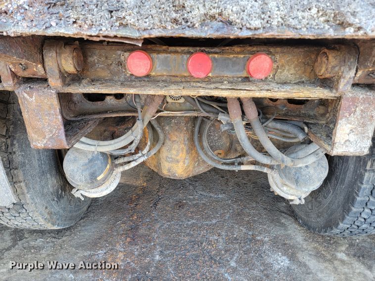 image for item LV9412 2008 International WorkStar 7400  dump truck