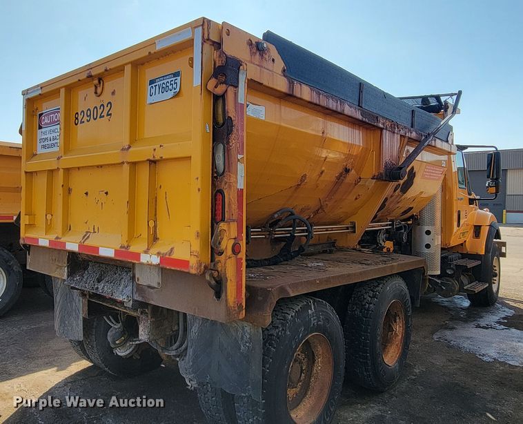 image for item LV9412 2008 International WorkStar 7400  dump truck