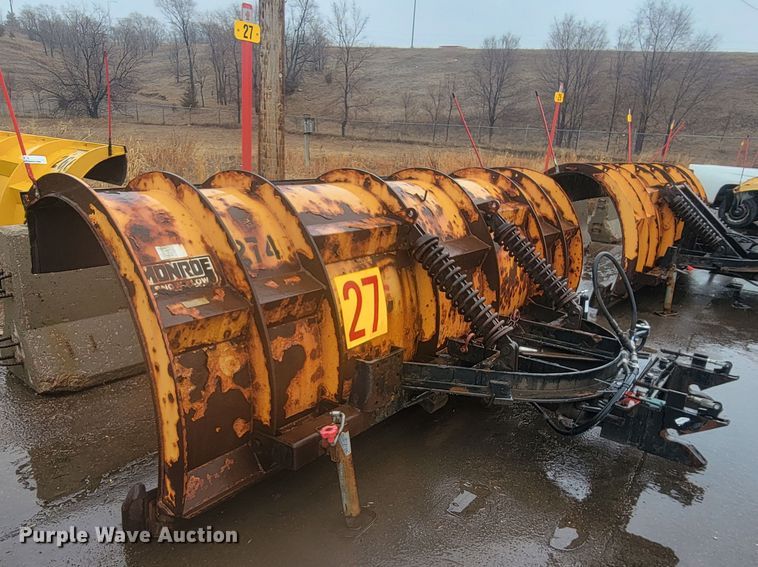 image for item LV9412 2008 International WorkStar 7400  dump truck