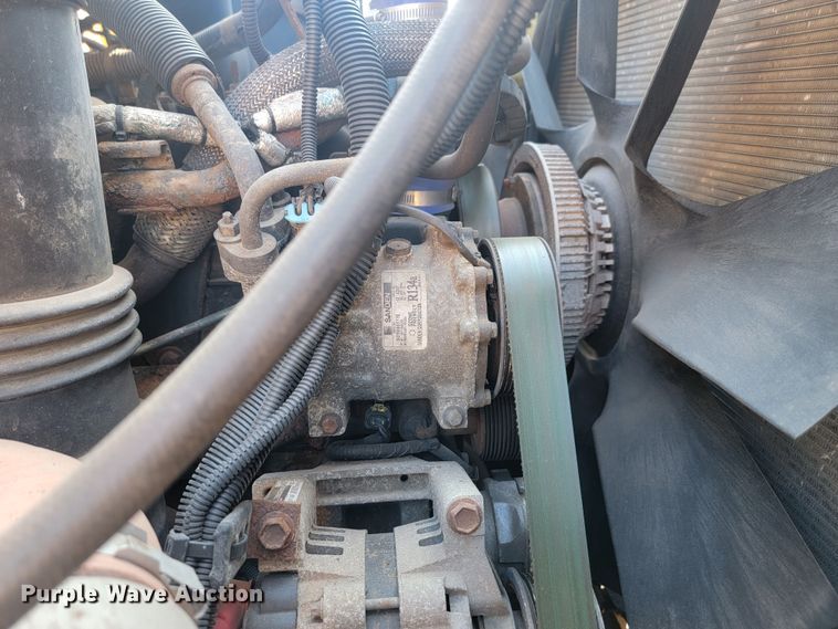 image for item LV9412 2008 International WorkStar 7400  dump truck