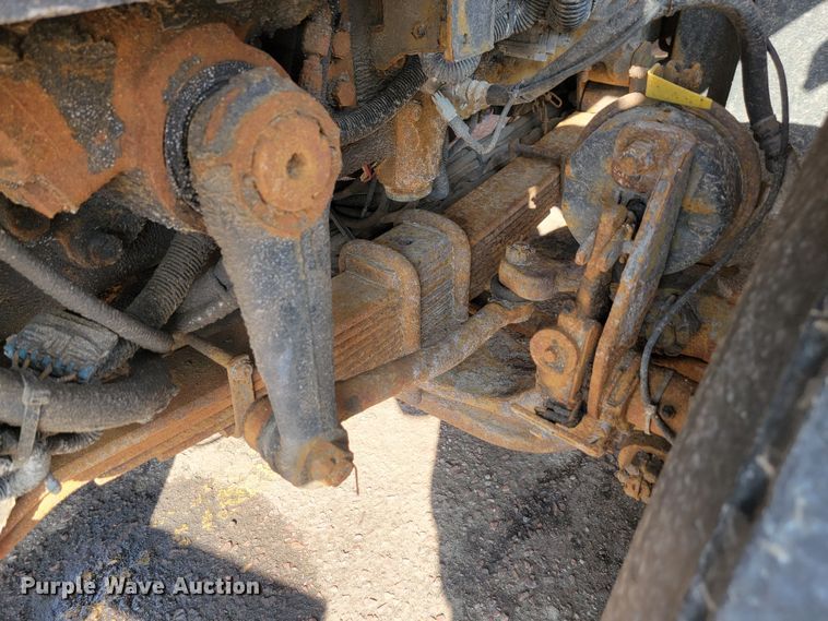 image for item LV9412 2008 International WorkStar 7400  dump truck