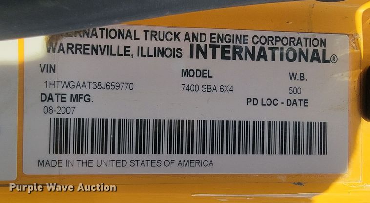 image for item LV9412 2008 International WorkStar 7400  dump truck