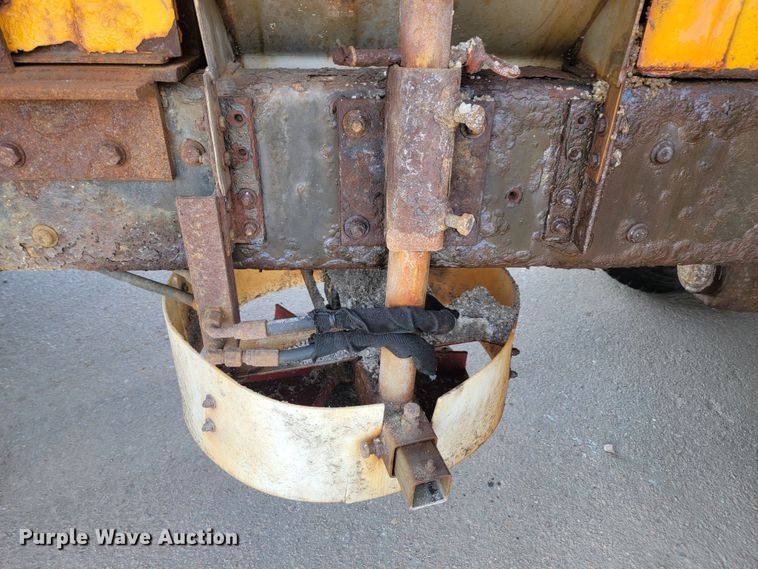 image for item LV9413 2008 International WorkStar 7400  dump truck