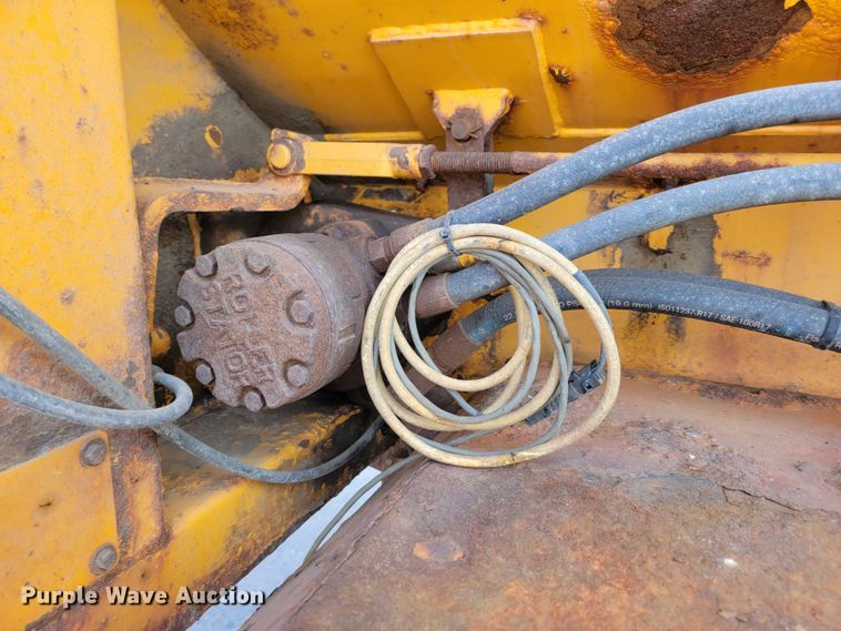 image for item LV9413 2008 International WorkStar 7400  dump truck