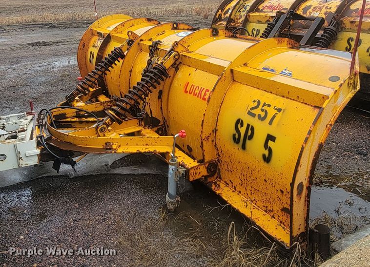 image for item LV9413 2008 International WorkStar 7400  dump truck