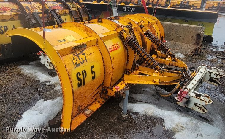 image for item LV9413 2008 International WorkStar 7400  dump truck