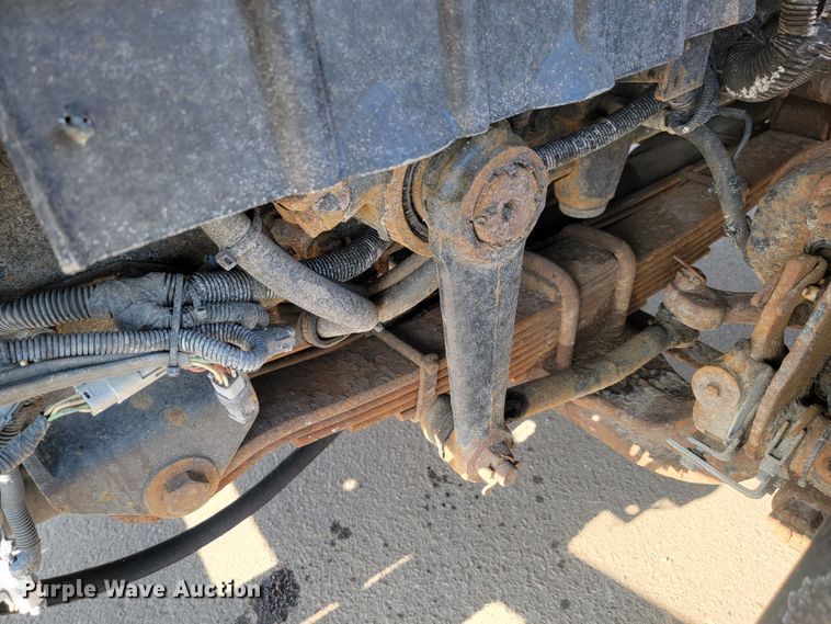 image for item LV9413 2008 International WorkStar 7400  dump truck