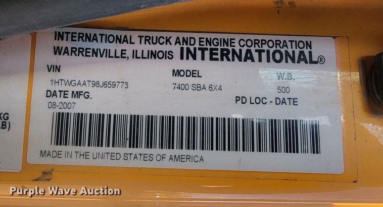 image for item LV9413 2008 International WorkStar 7400  dump truck