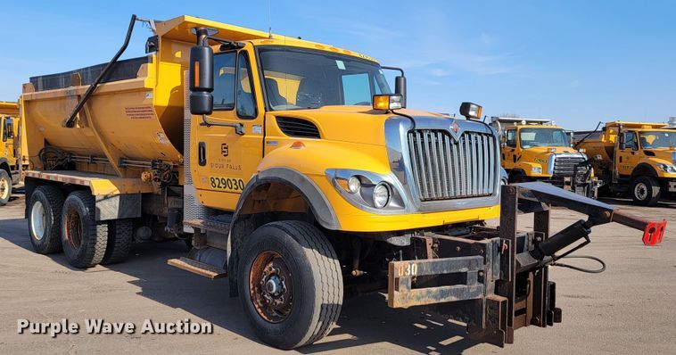 image for item LV9414 2012 International WorkStar 7500  dump truck