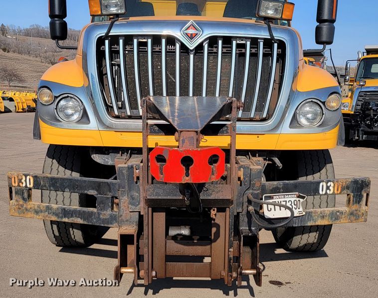 image for item LV9414 2012 International WorkStar 7500  dump truck