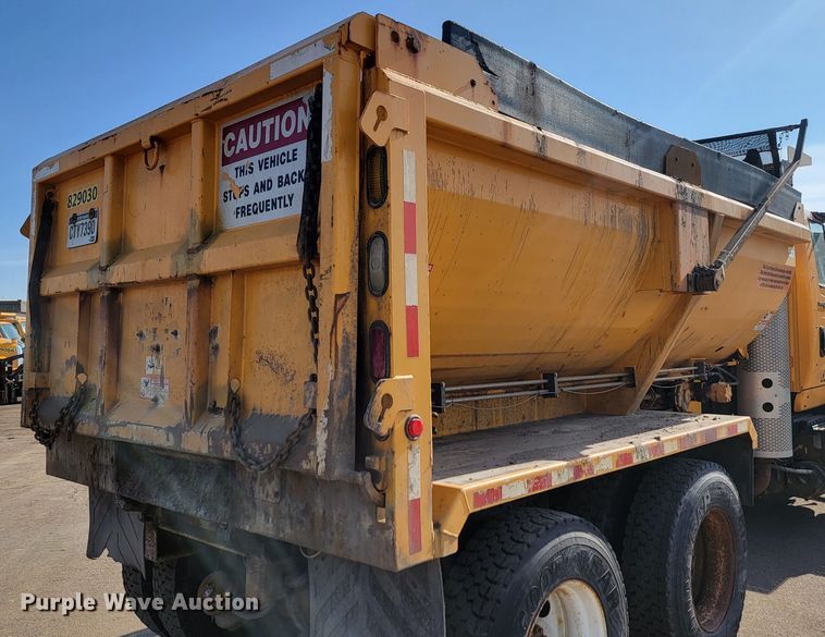 image for item LV9414 2012 International WorkStar 7500  dump truck