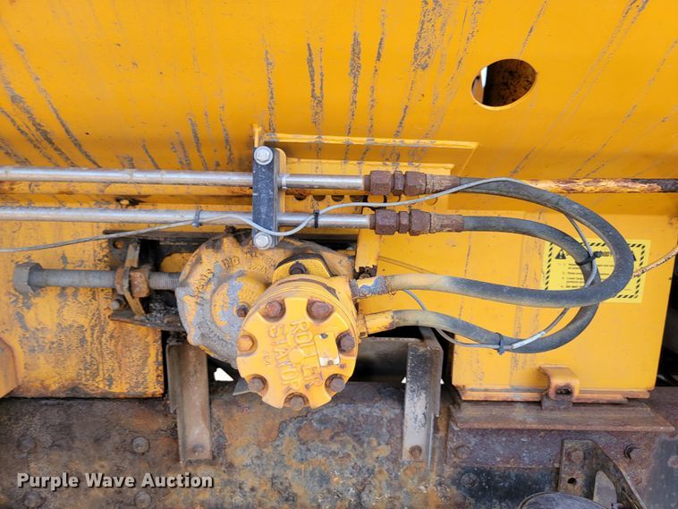 image for item LV9414 2012 International WorkStar 7500  dump truck