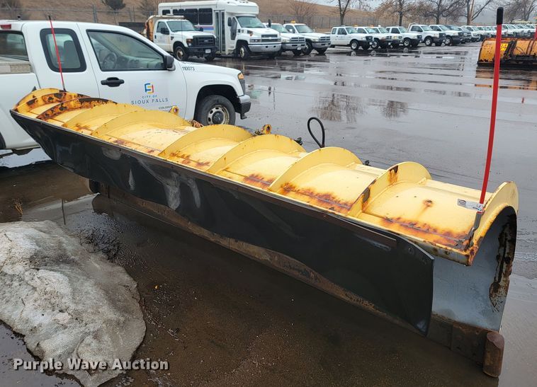 image for item LV9414 2012 International WorkStar 7500  dump truck