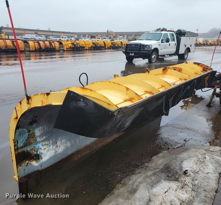 image for item LV9414 2012 International WorkStar 7500  dump truck