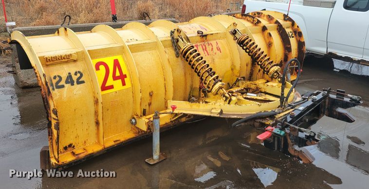 image for item LV9414 2012 International WorkStar 7500  dump truck