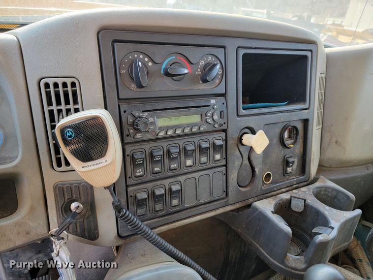 image for item LV9414 2012 International WorkStar 7500  dump truck