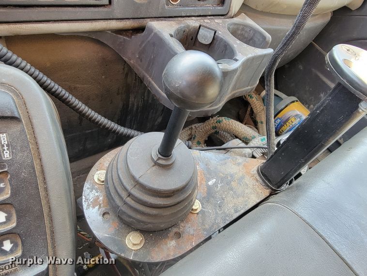 image for item LV9414 2012 International WorkStar 7500  dump truck