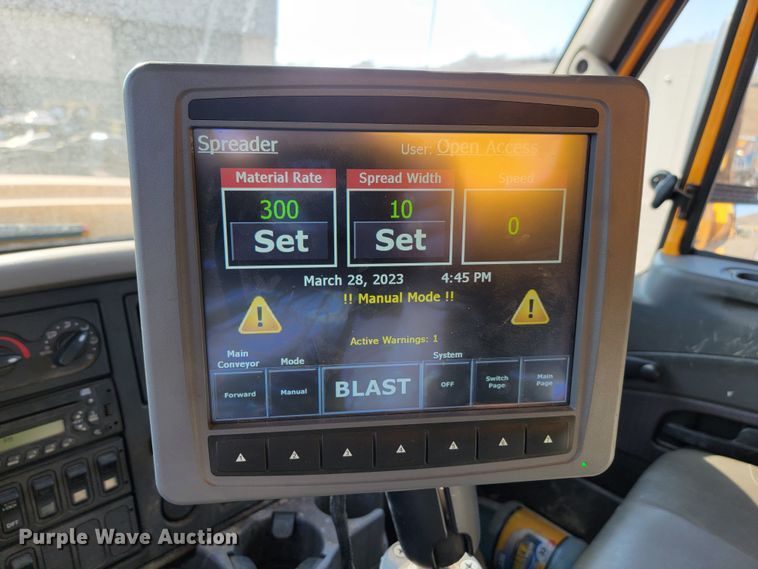 image for item LV9414 2012 International WorkStar 7500  dump truck