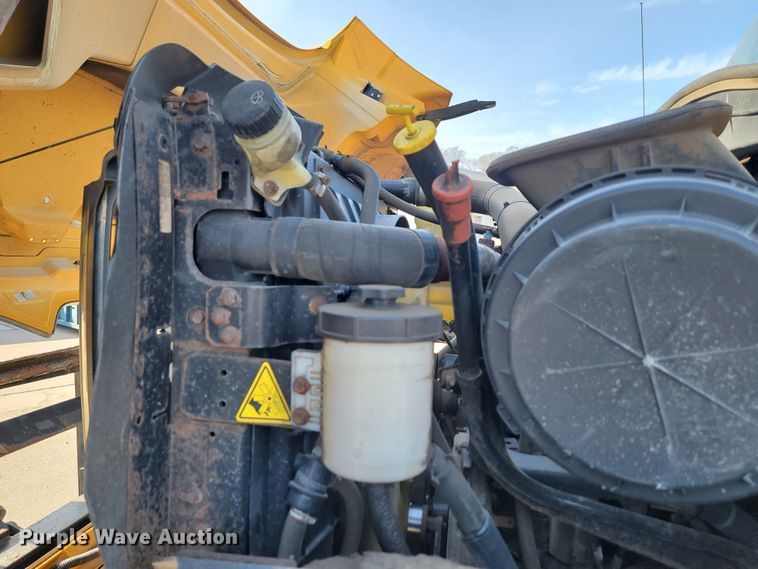 image for item LV9414 2012 International WorkStar 7500  dump truck