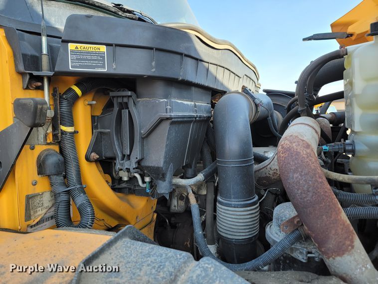 image for item LV9414 2012 International WorkStar 7500  dump truck