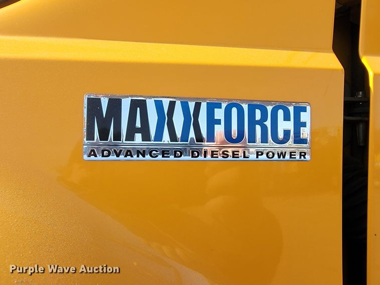 image for item LV9414 2012 International WorkStar 7500  dump truck