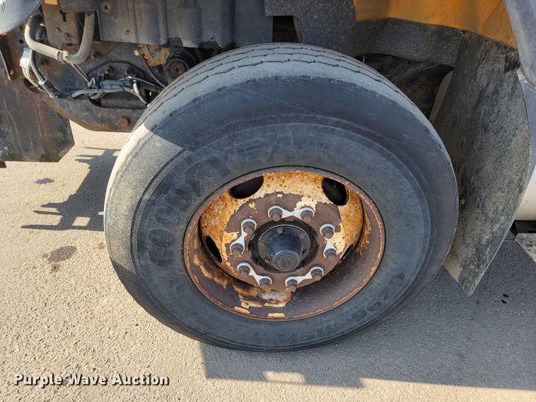 image for item LV9414 2012 International WorkStar 7500  dump truck