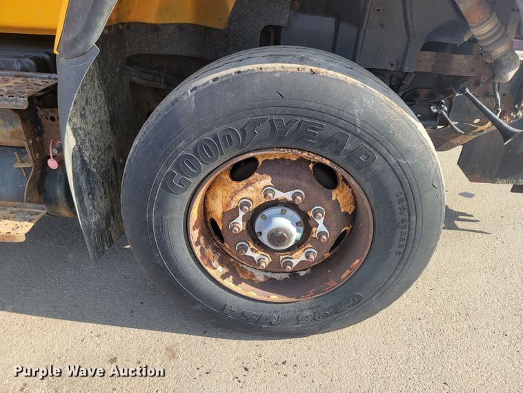 image for item LV9414 2012 International WorkStar 7500  dump truck