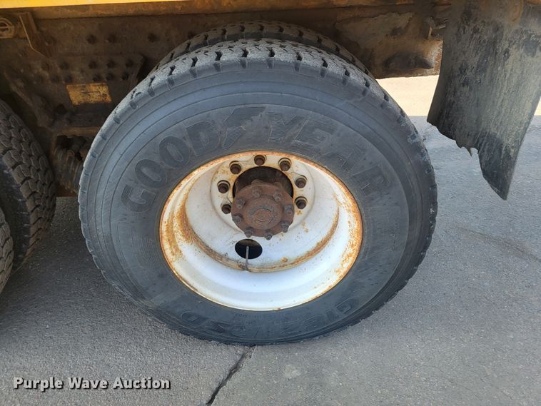 image for item LV9414 2012 International WorkStar 7500  dump truck