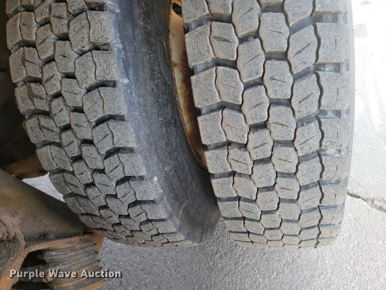 image for item LV9414 2012 International WorkStar 7500  dump truck