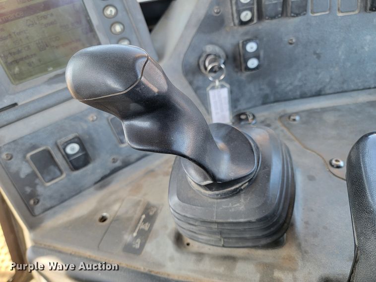 image for item LV9417 2009 Caterpillar D8T  dozer